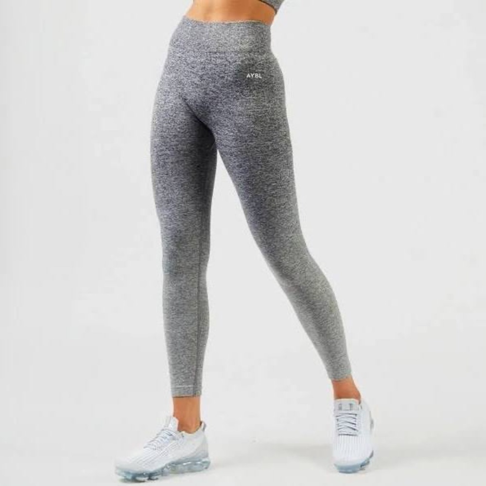 AYBL PULSE OMBRÉ SEAMLESS LEGGINGS Size Small in Grey Marl